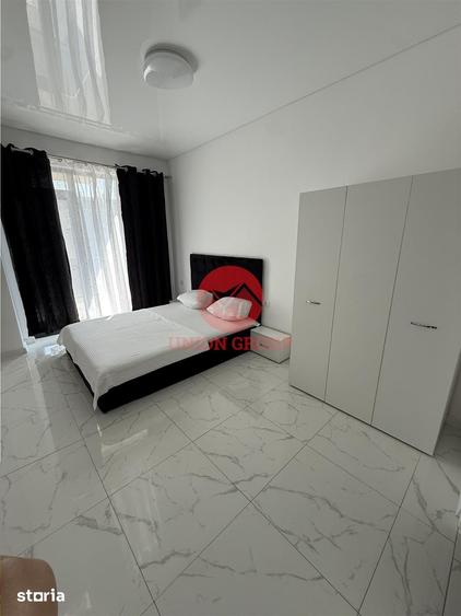 Apartament cu 5 camere decomandat în Central