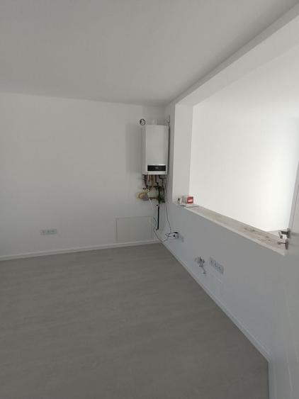 Duplex cu 4 camere cu Canalizare în Cetate