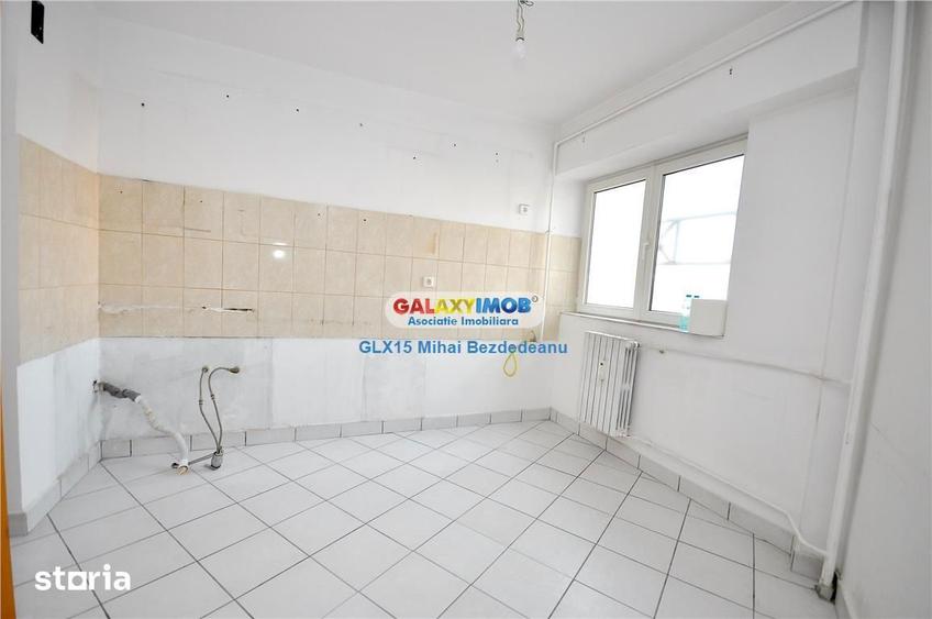 Apartament cu 4 camere decomandat în 13 Septembrie