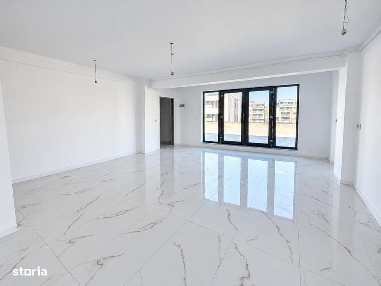 Apartament cu 4 camere în Central