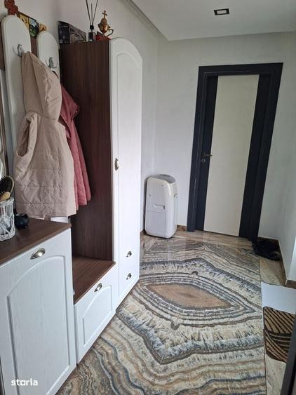 Casă cu 4 camere cu Teren 650 Mp în Vulcan