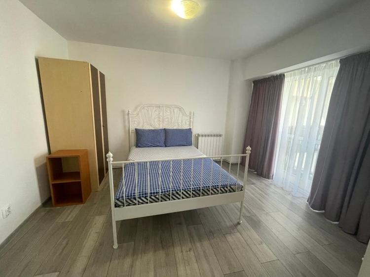 Apartament cu 3 camere decomandat, mobilat în Unirii — fotografia 2