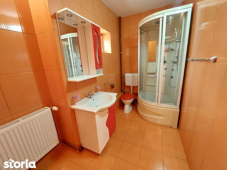 Casă cu 5 camere cu Teren 361 Mp în Micro 5