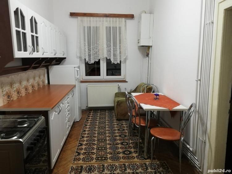 Garsonieră decomandată în Central