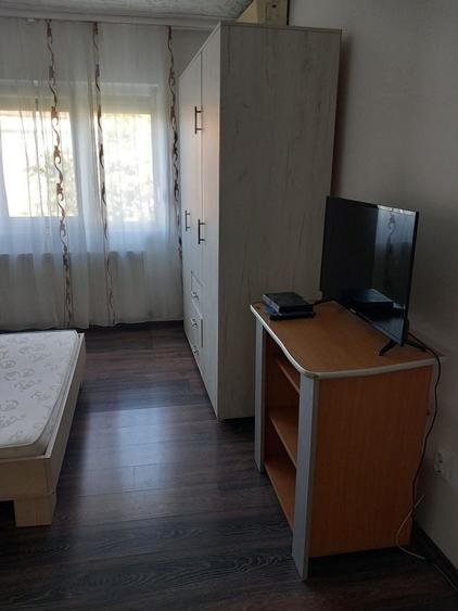 Garsonieră decomandată în Nord