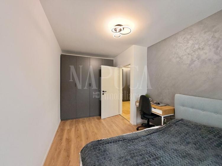 Apartament cu 3 camere semidecomandat în Florești
