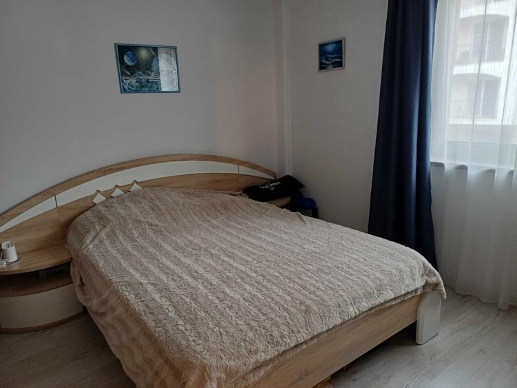 Apartament cu 3 camere semidecomandat, mobilat în Giroc