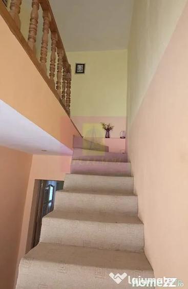 Casă cu 3 camere cu Teren 340 Mp în Poiana