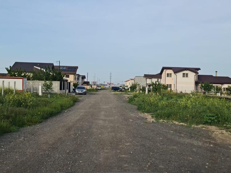 Teren Construcții intravilan de 500 mp, în Km 5
