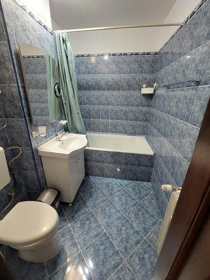 Apartament cu 3 camere decomandat în Brâncoveanu