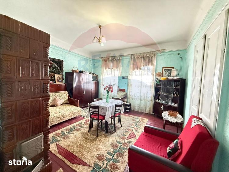 Casa de vanzare in GURA HUMORULUI zona Arini? 250 mp teren - 8