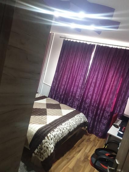 Apartament cu 3 camere decomandat în Găvana