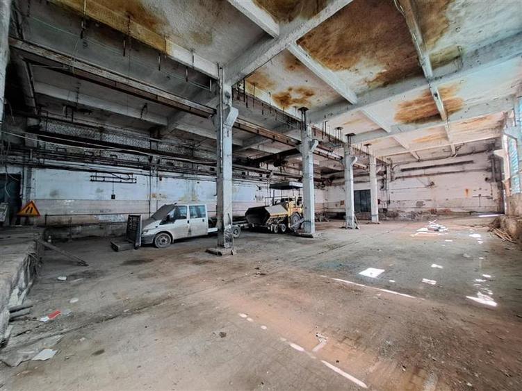Spațiu comercial, de 660 mp, în Iris
