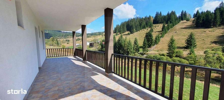 Casă cu 4 camere cu Teren 3808 Mp în Mestecăniș
