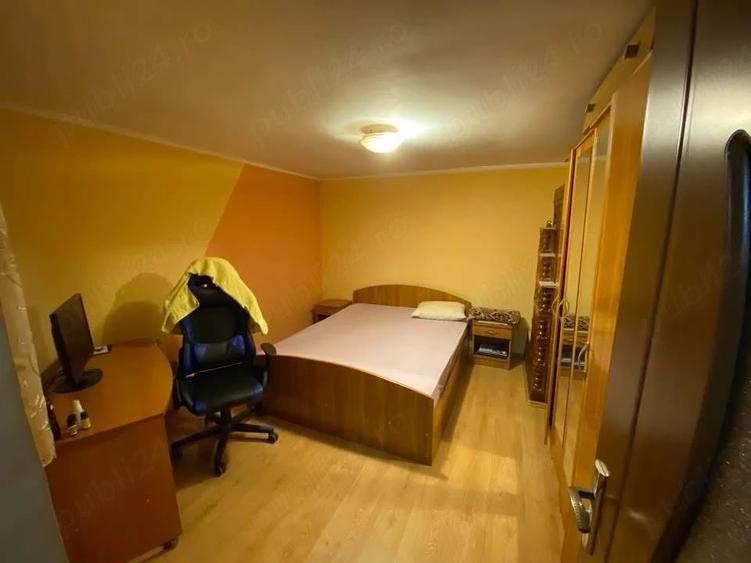 Casă cu 5 camere cu Teren 224 Mp în Giurgiului