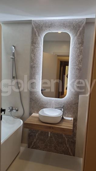Apartament cu 4 camere decomandat, mobilat în Iancu Nicolae