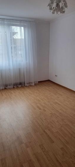 Apartament cu 2 camere decomandat în Humulești