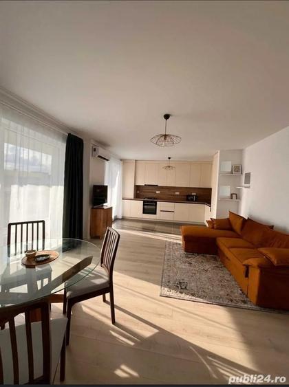 Apartament cu 2 camere decomandat în Central
