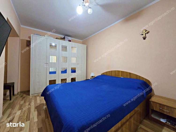Apartament cu 2 camere decomandat în Siderurgiștilor