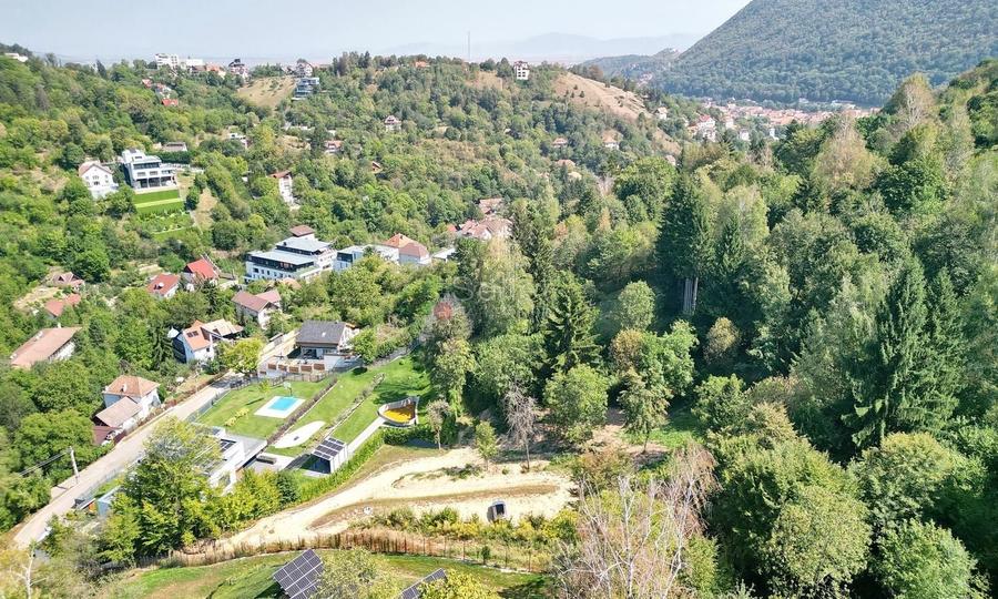 Teren Construcții intravilan de 5500 mp, în Brașovul Vechi
