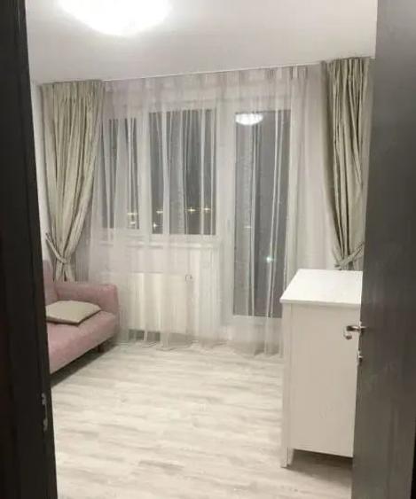 Apartament cu 3 camere decomandat în Brâncoveanu