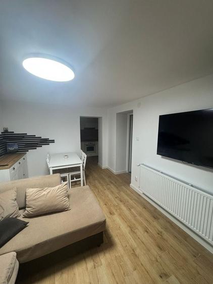 Casă cu 2 camere cu Teren 10 Mp în Exterior Vest