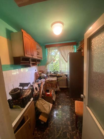 Apartament cu 3 camere decomandat, mobilat în Rogerius