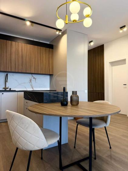 Apartament cu 2 camere semidecomandat în Florești