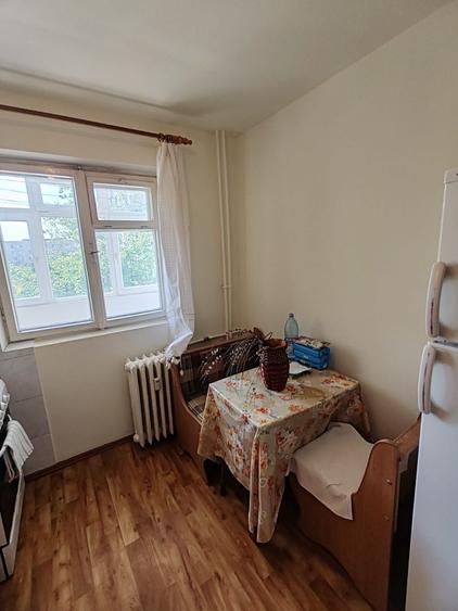Apartament cu 3 camere decomandat în Camil Ressu