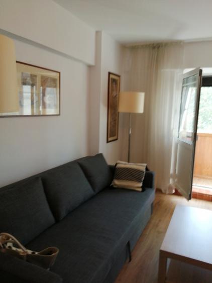 Apartament cu 2 camere semidecomandat în Dorobanți