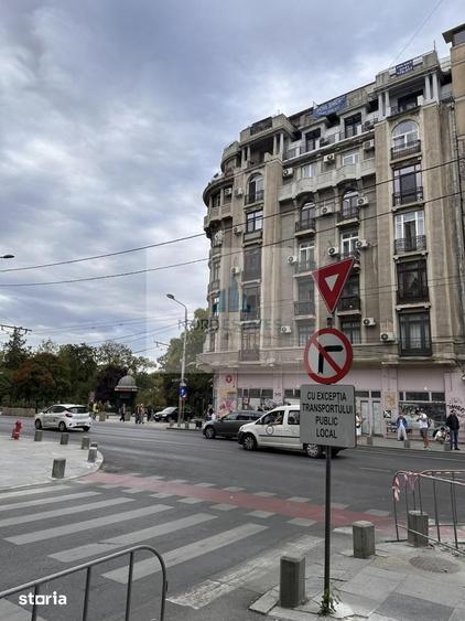 Apartament cu 6 camere în Centrul Civic