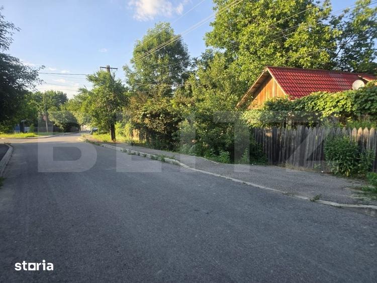 Casa pentru renovare completa cu curte de 385 mp in orasul Titu - 2