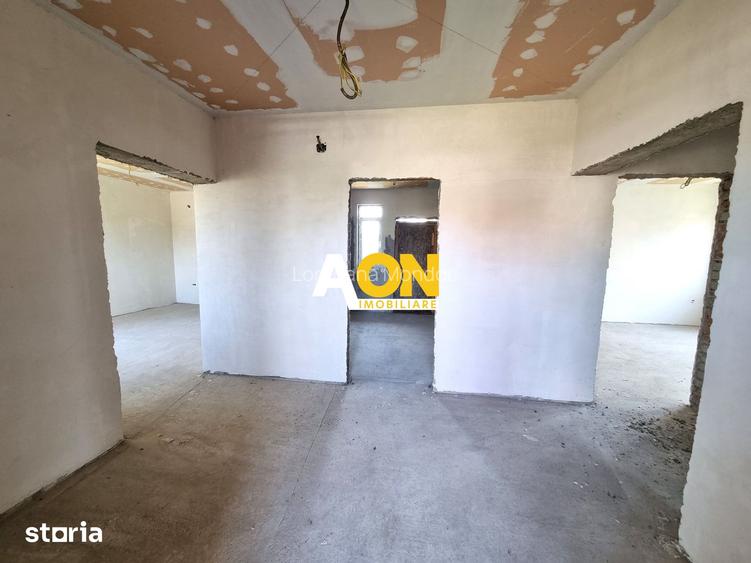 De vanzare casa semifinisata 3 camere, 608mp teren, Recea
