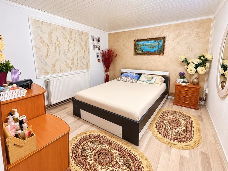 Casă individuală cu 5 camere cu Canalizare în Ighiu