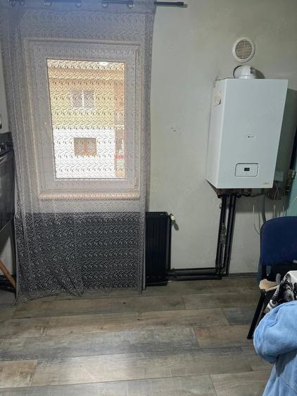 Apartament cu 2 camere decomandat în Petros