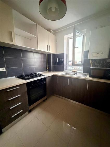 Apartament cu 2 camere decomandat, mobilat în Avantgarden