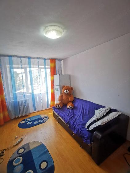 Garsonieră decomandată în Narcisa