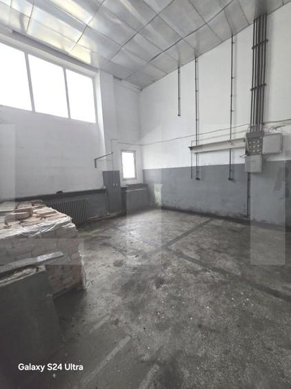 Spațiu industrial, de 900 mp, în Exterior Sud