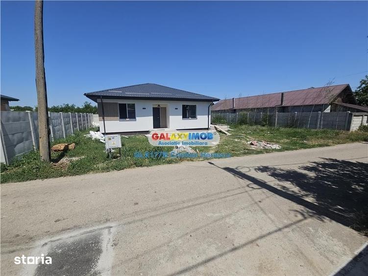 Casă cu 3 camere cu Teren 400 Mp în Crevedia