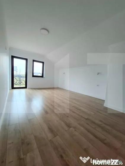 Casă cu 4 camere cu Teren 373 Mp în Central
