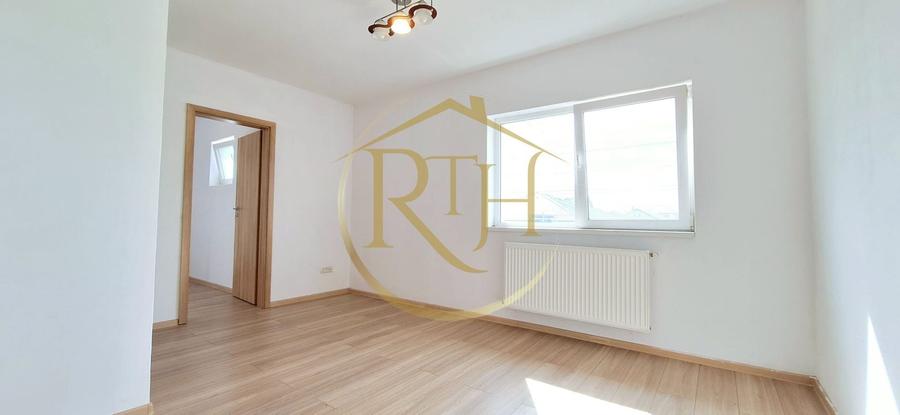 Duplex cu 4 camere cu Canalizare în Dumbrăvița