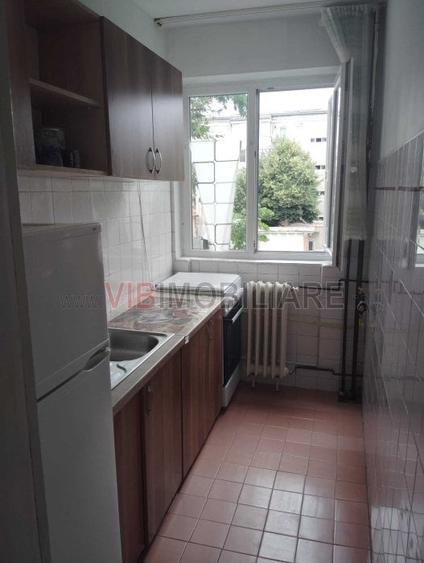 Se oferă spre vânzare un apartament cu 2 camere, situat în zona Șagului, pe stra - 5