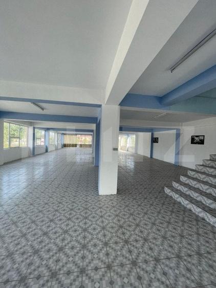 Spațiu comercial, de 1,650 mp, în Centură