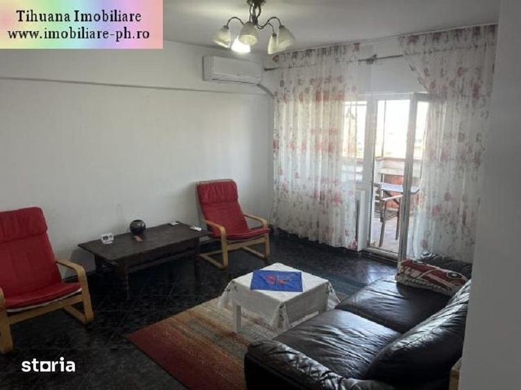 Apartament cu 3 camere decomandat în Republicii