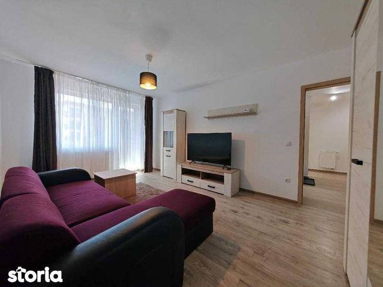 Apartament cu 2 camere decomandat, mobilat în Tractorul
