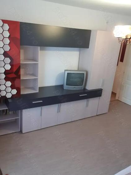 Apartament cu 2 camere decomandat, mobilat în Centrul Civic