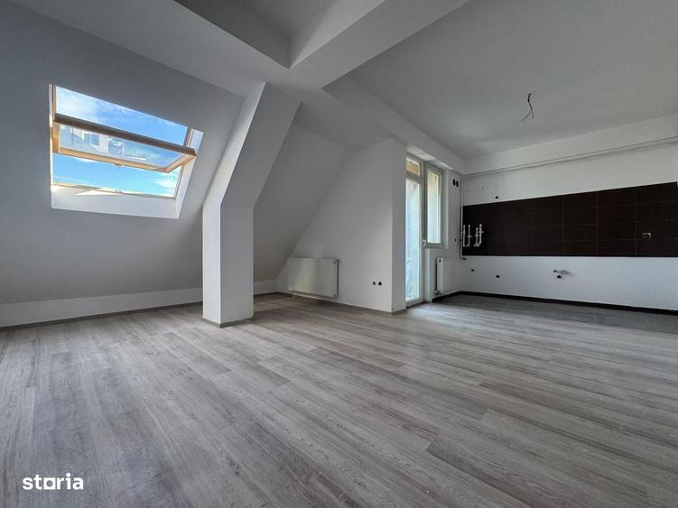Apartament cu 3 camere în Tractorul