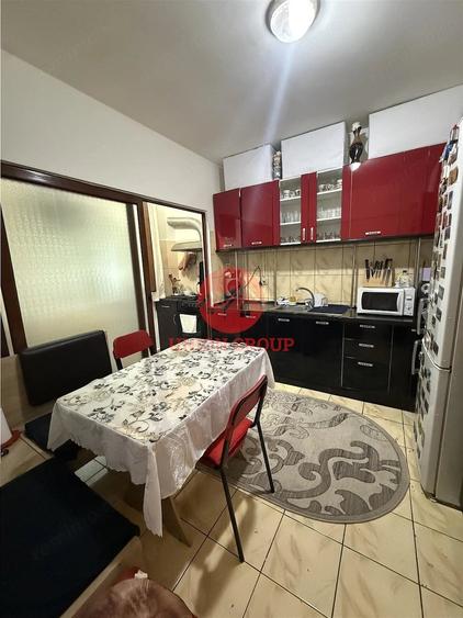 Apartament cu 2 camere decomandat în CET