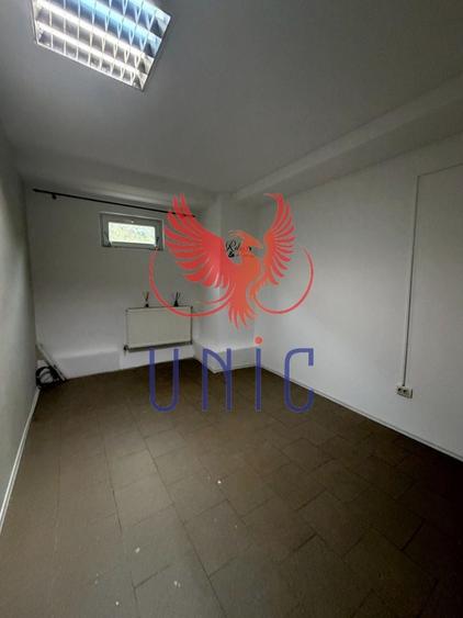 Birou, de 14 mp, în Central