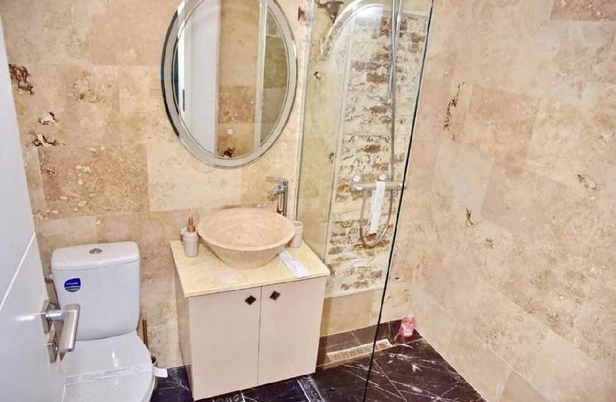 Apartament cu 2 camere decomandat în Vest